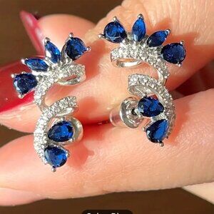 NWOT Sapphire Zicron Vine Flower Earrings Blue Flower Earrings Party Anniversary